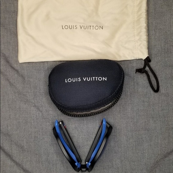 Louis Vuitton Nautical Wayfarer Sunglasses - Picture 4 of 7